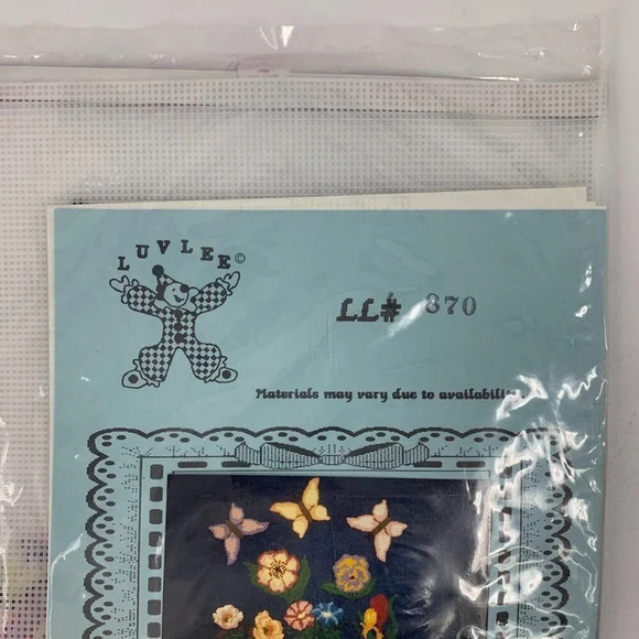Luvlee #870 Floral Butterflies Flowers Cross Stitch Wall Hanging - Picture 3 of 4